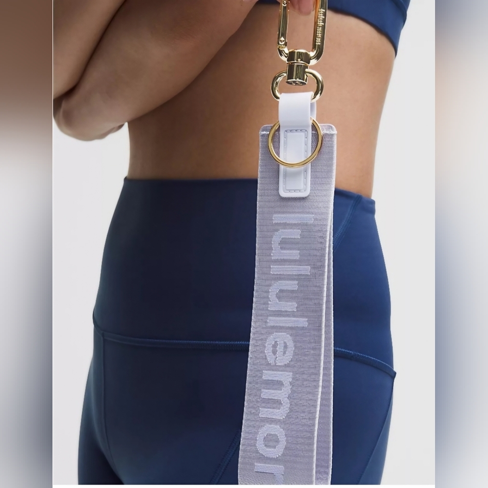Lululemon Never Lost Keychain Large In Serene Blue/ Dusty Lavendar